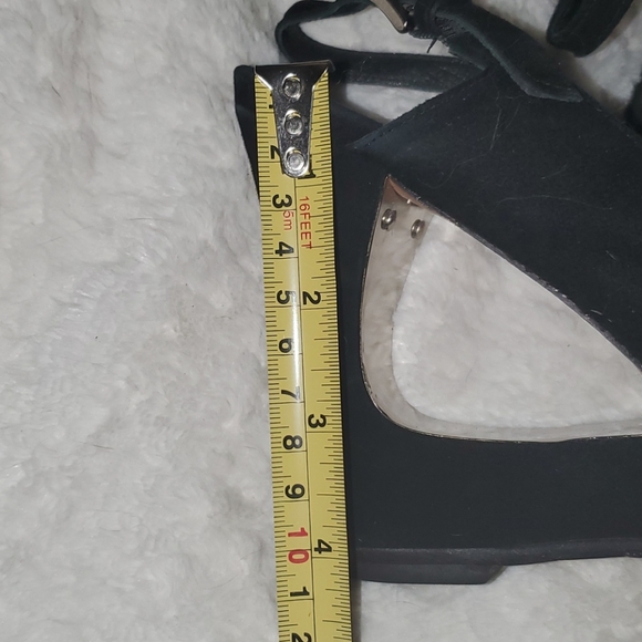 Kors Michael kors S. 8.5 Peep Toe Cut Out Wedge - Picture 8 of 8